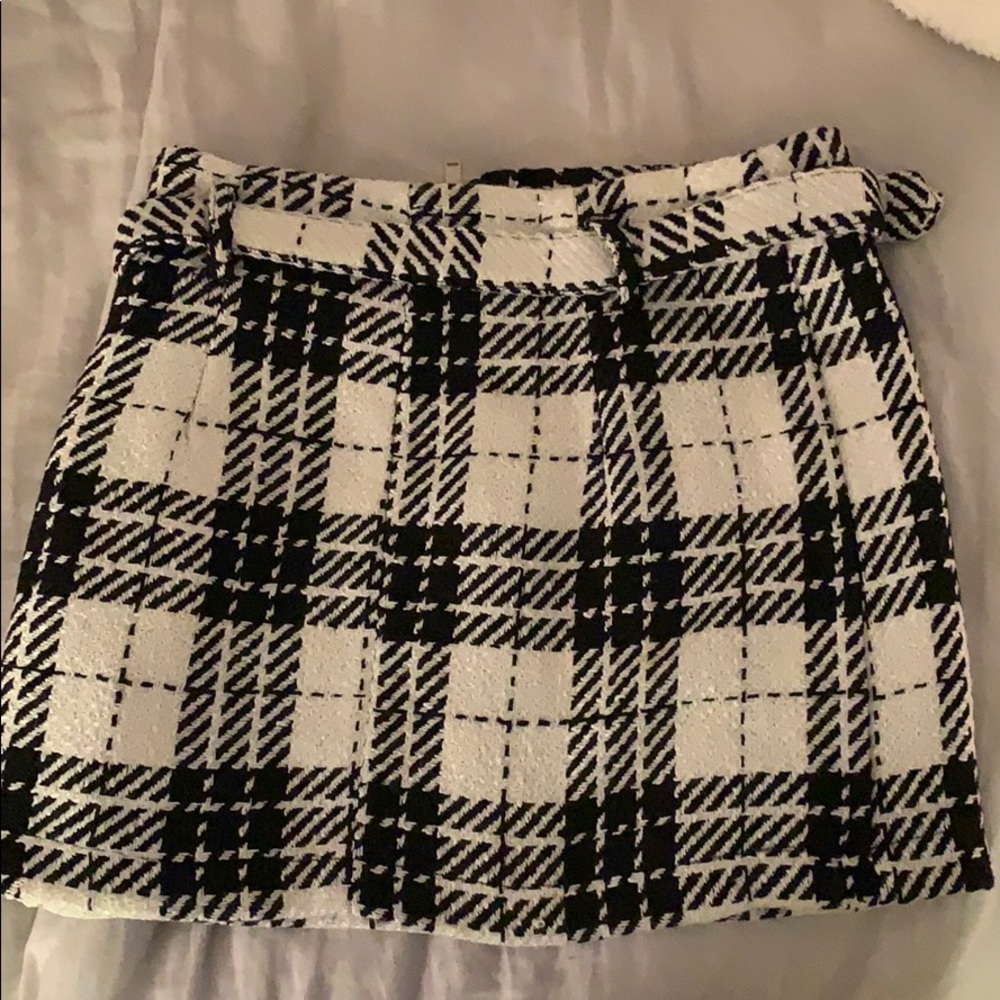 Zara skirt never worn size L - Picture 2 of 2